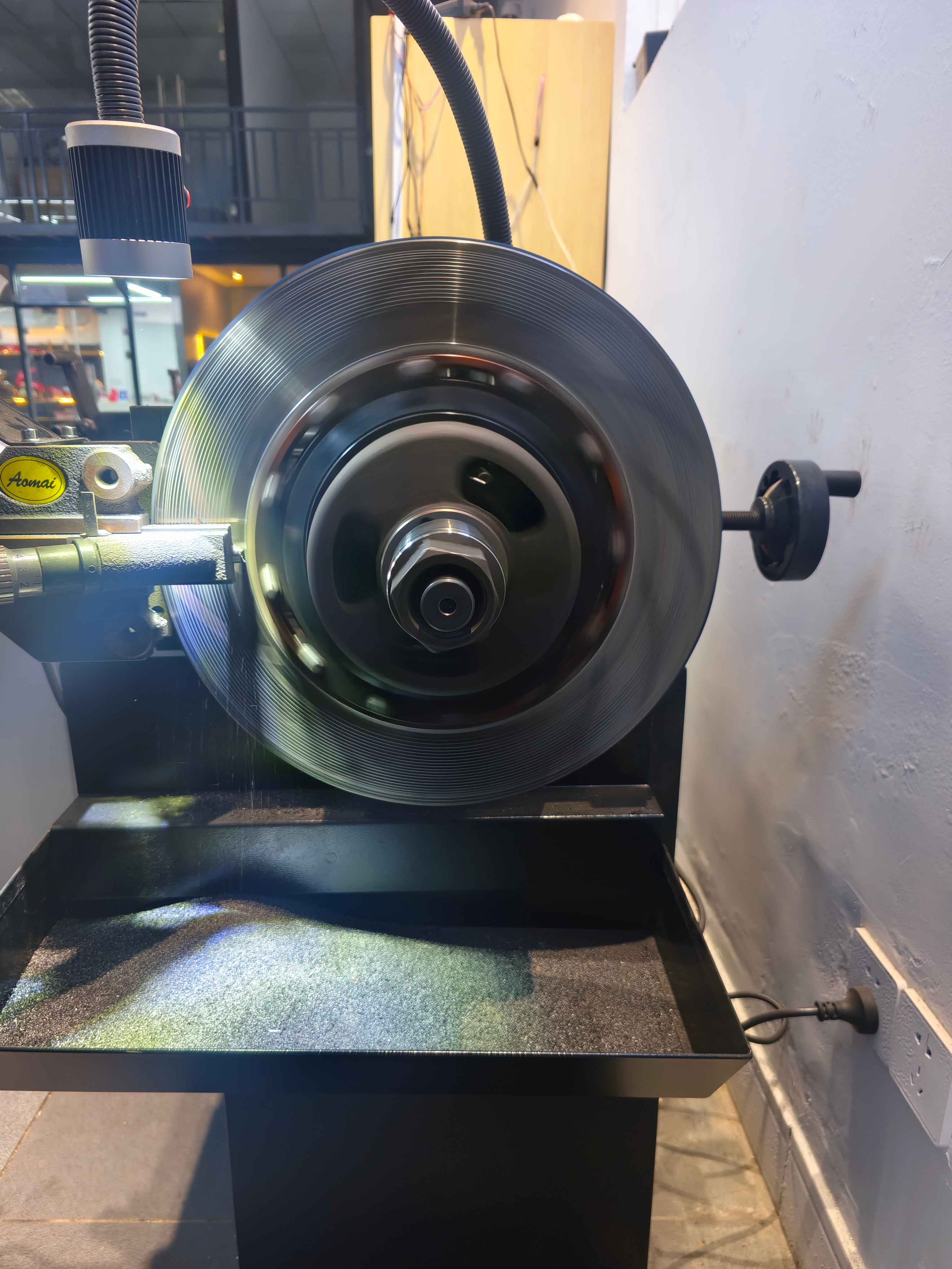 感谢我闺蜜刹车盘让我弄退火了刹车抖动必须根治光光盘又是一条好汉 