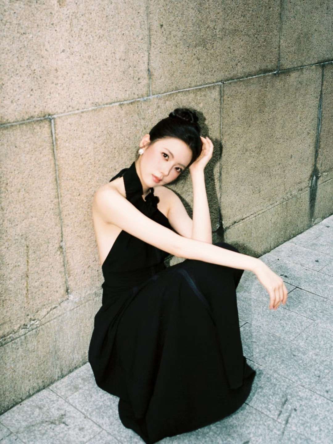 “穿了漂亮裙子就会变漂亮”