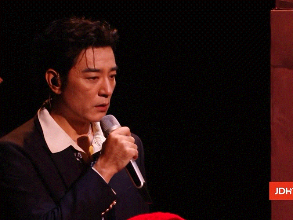 李光洁四公下沉口碑李光洁她口碑李光洁披哥四公《她》舞台，下沉平台口碑一路走高。没