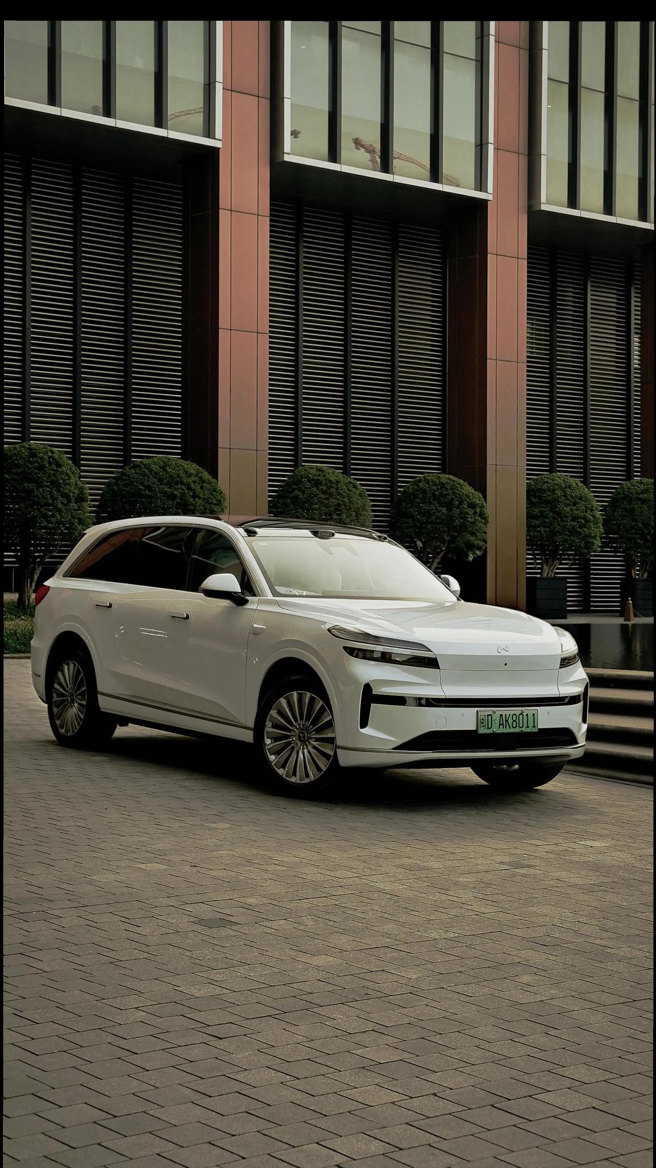 先说说乐道L90的技术，900V平台+换电确实有优势，空悬全系标配这点很顶。但智