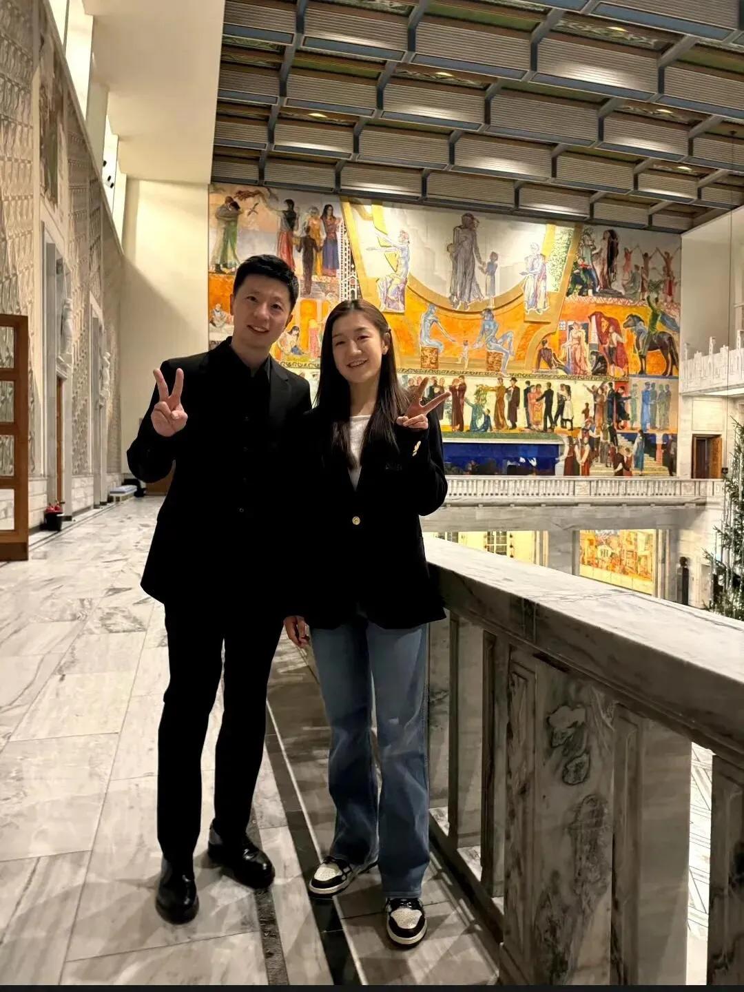 马龙的女粉丝难怪那么多，确实帅气！
36岁，还在乒乓队，继续闪耀光芒，参加比赛，