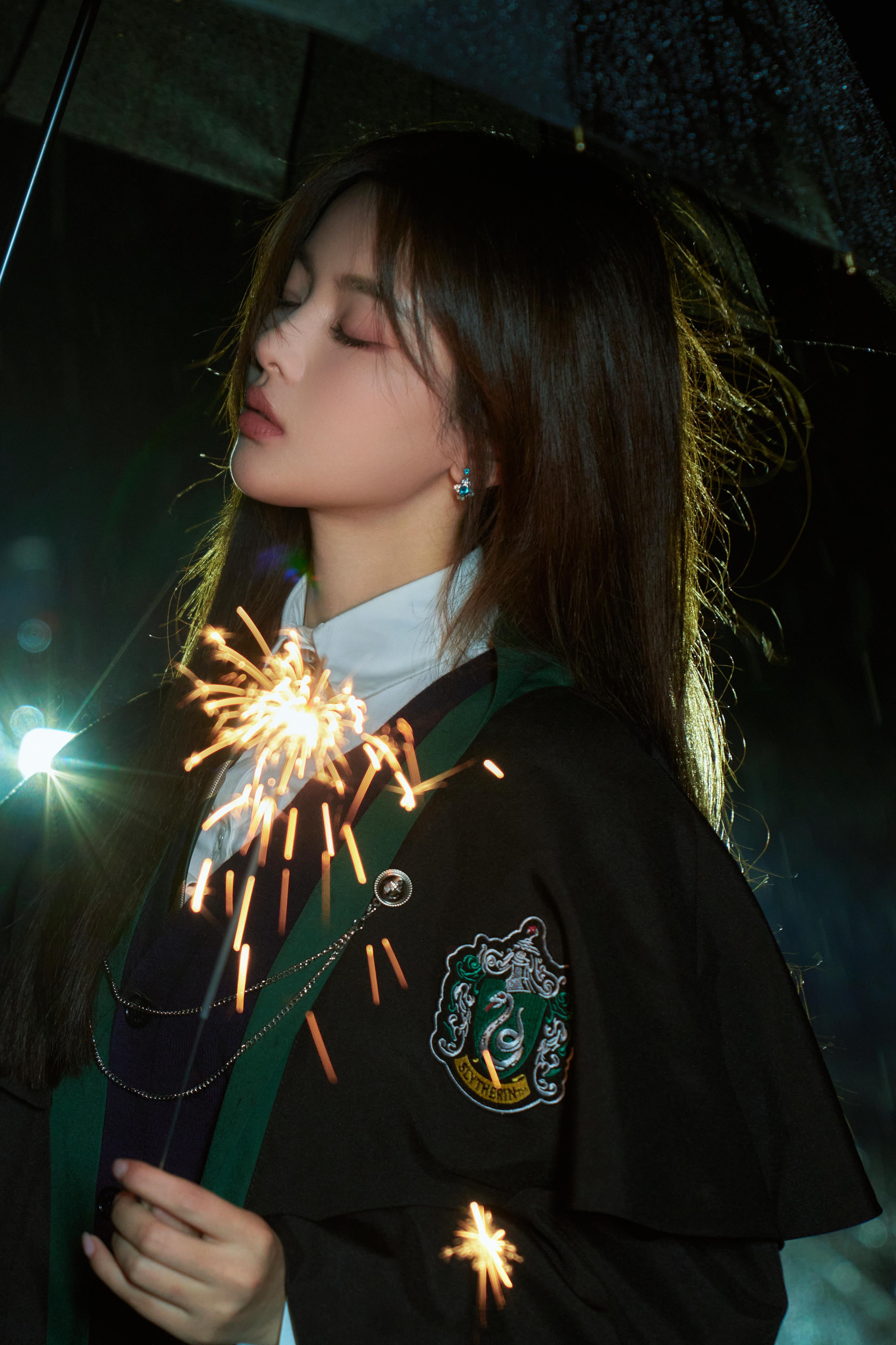 杨超越 