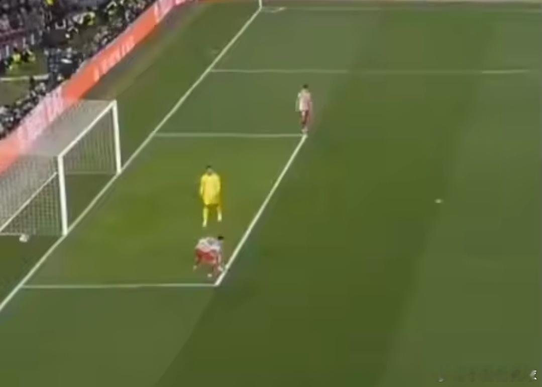 巴萨0比2马竞裁判专家：普比尔禁区手球明显点球，裁判无视堪称巨大丑闻欧冠1/4决