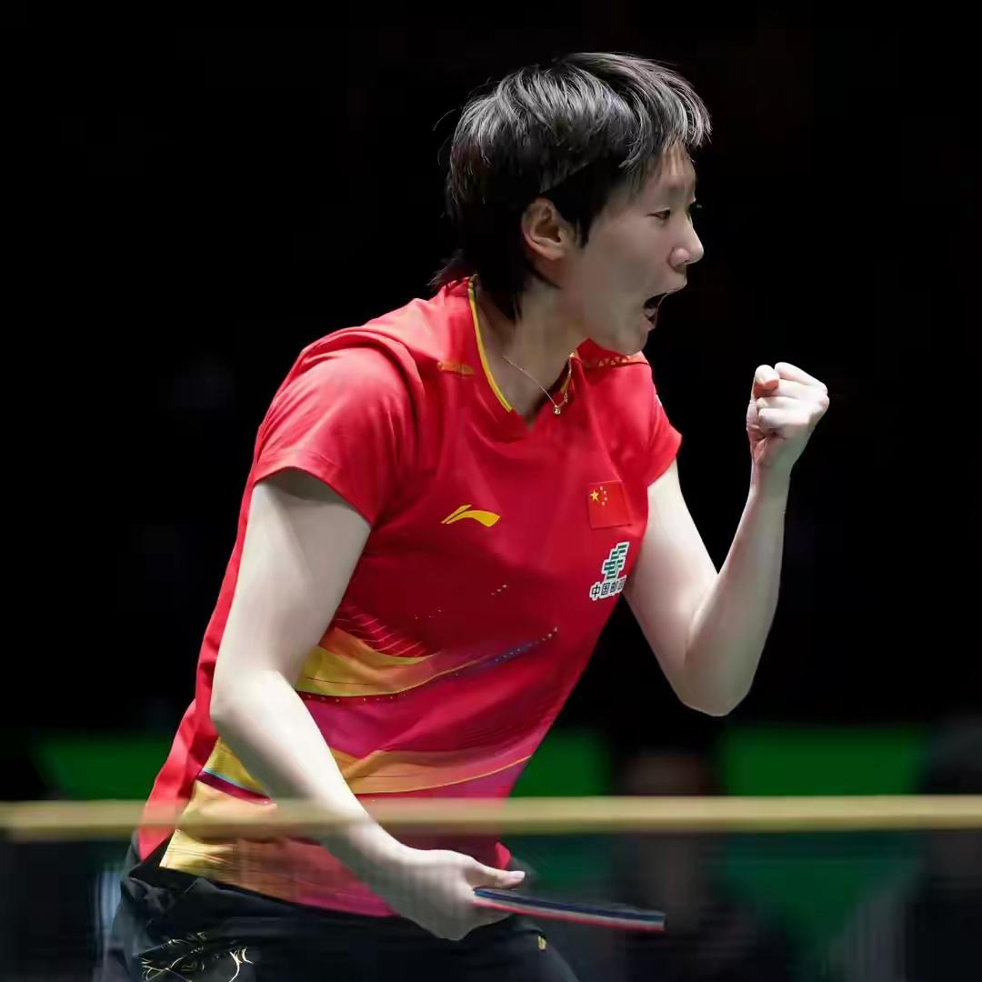 12月7日的2025年国际乒联混合团体世界杯决赛太燃了！中国队以8比1的绝对优势