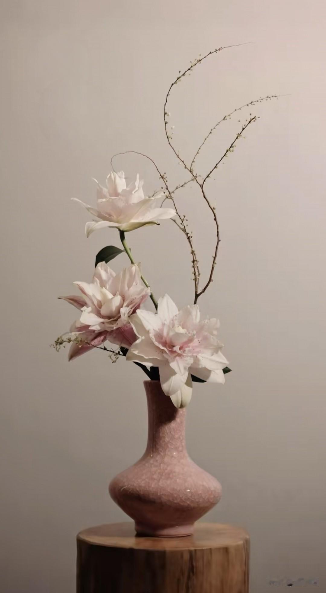 真正的高手，都是重复到极致的狠人
一、日复一日地早起。
这个早起，能改命。因为早