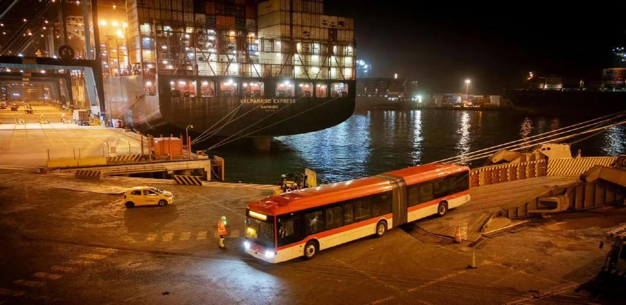 比亚迪将向智利交付94辆18米B18铰接式电动公交车，组建智利史上规模最大的铰接