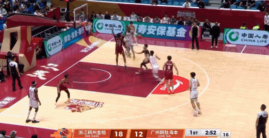 又帅又能打！程帅澎14中7砍全场最高26分 正负值+19同样冠绝全场cba