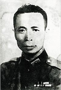 郑庭笈，击毙日军少将中村正雄
郑庭笈（1905—1996），海南文昌人，黄埔五期