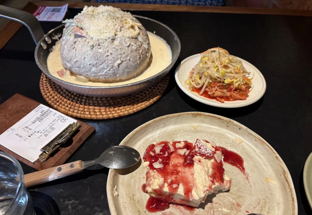 冬天当然要吃红豆刨冰啦🍧
