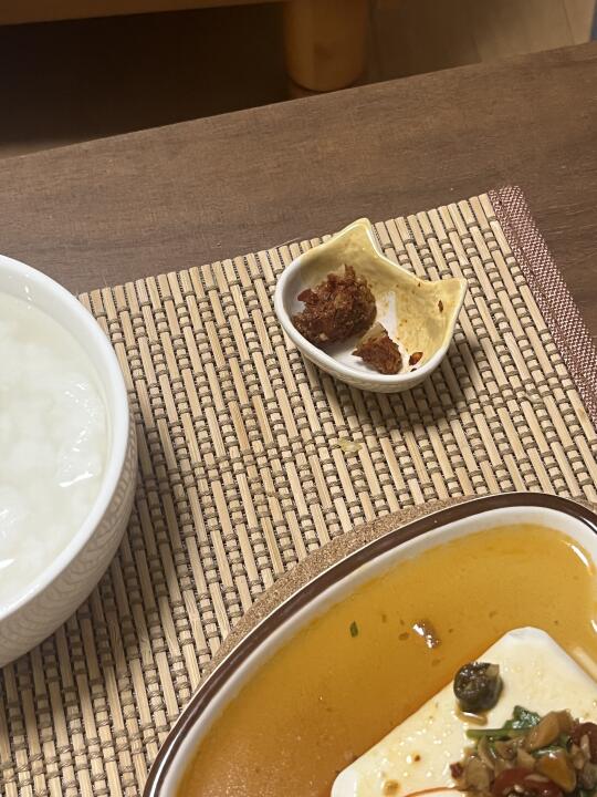 小盘子是我家小猫咪变的！