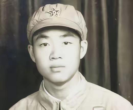 志愿军小兵擅自开炮，连长怒要毙他，团长急电：速记二等功！
 
志愿军军纪比山严，