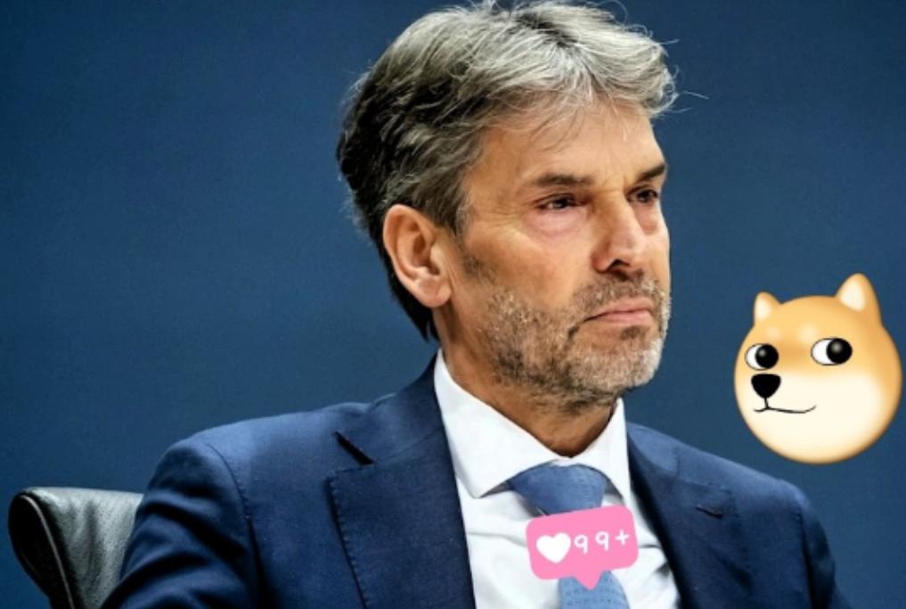 荷兰正式宣布！10月31日路透社刚报道，荷兰正式启动2025年光刻机出口新规，不