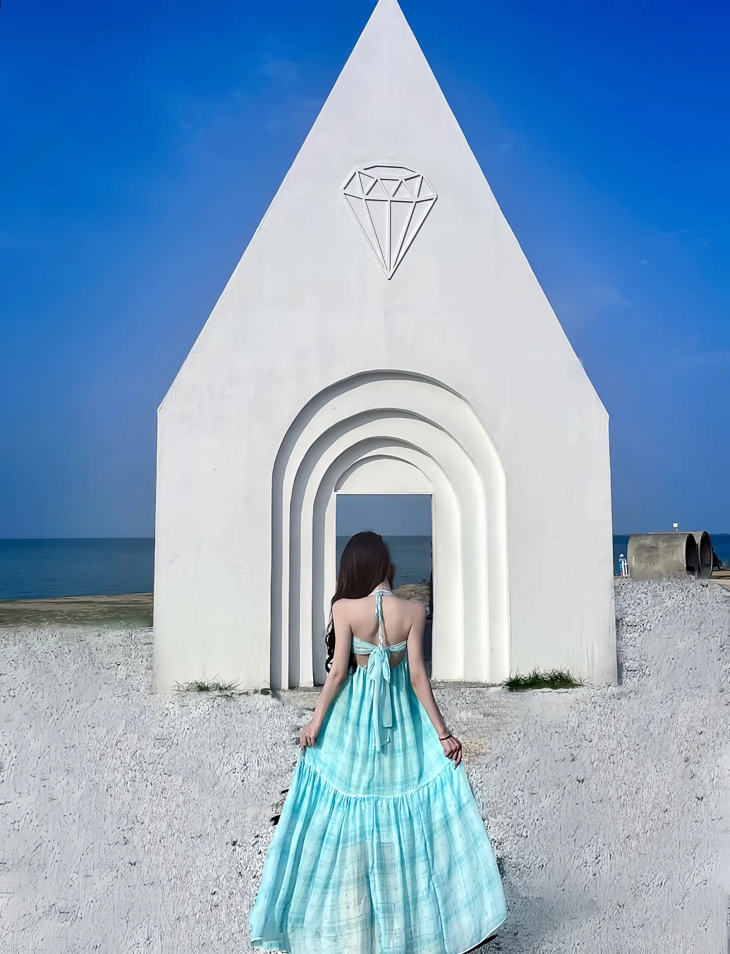 阴天的海像一部情绪电影