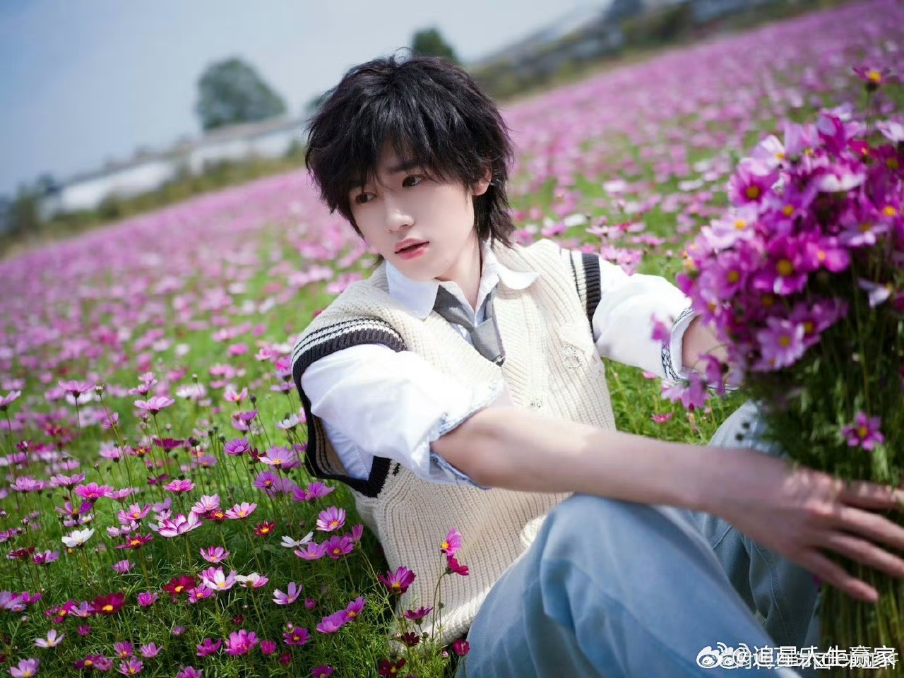 宋亚轩海胆头考古最爱的图，明媚活力的宋亚轩宝宝，真的长大了… 