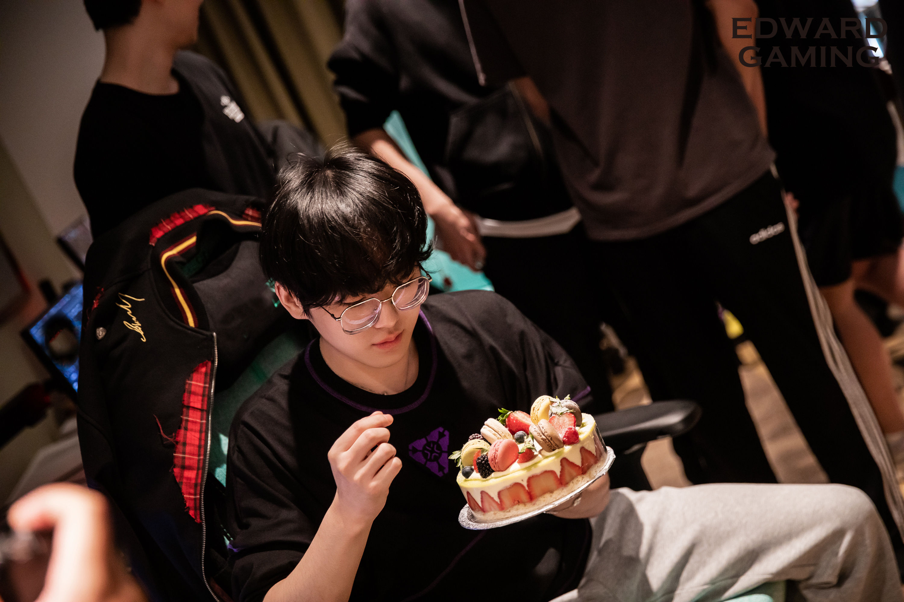 无畏契约丨260608·Smoggy选手生日返图伦敦生日现场返图来啦备战之余，队