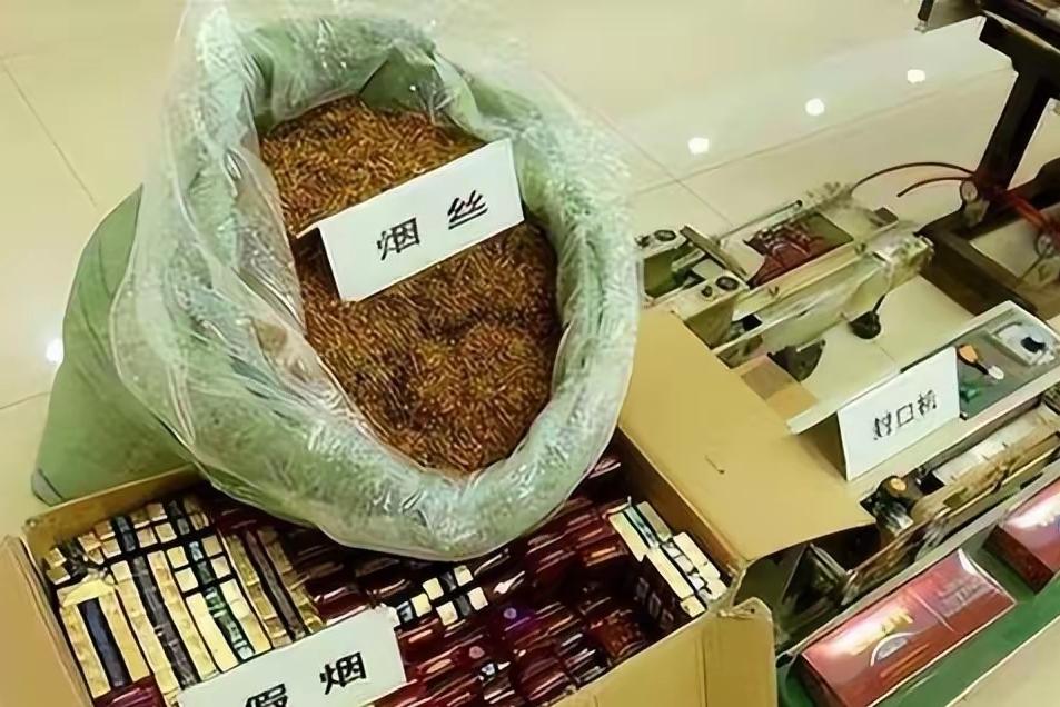 靠造假55天净赚一个多亿，判了10年多。

55天赚1.1个亿，平均每天入账20