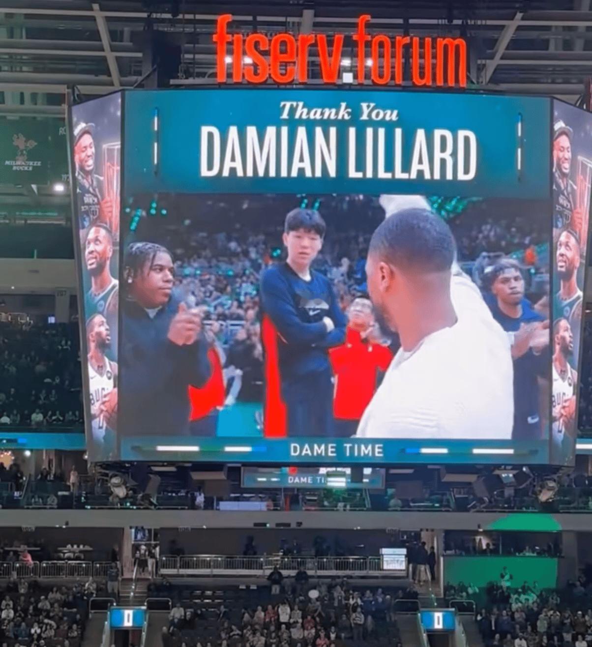 大家都误解杨瀚森了！雄鹿主场致敬利拉德杨瀚森双手抱拳被投上大屏幕！

不少球迷看