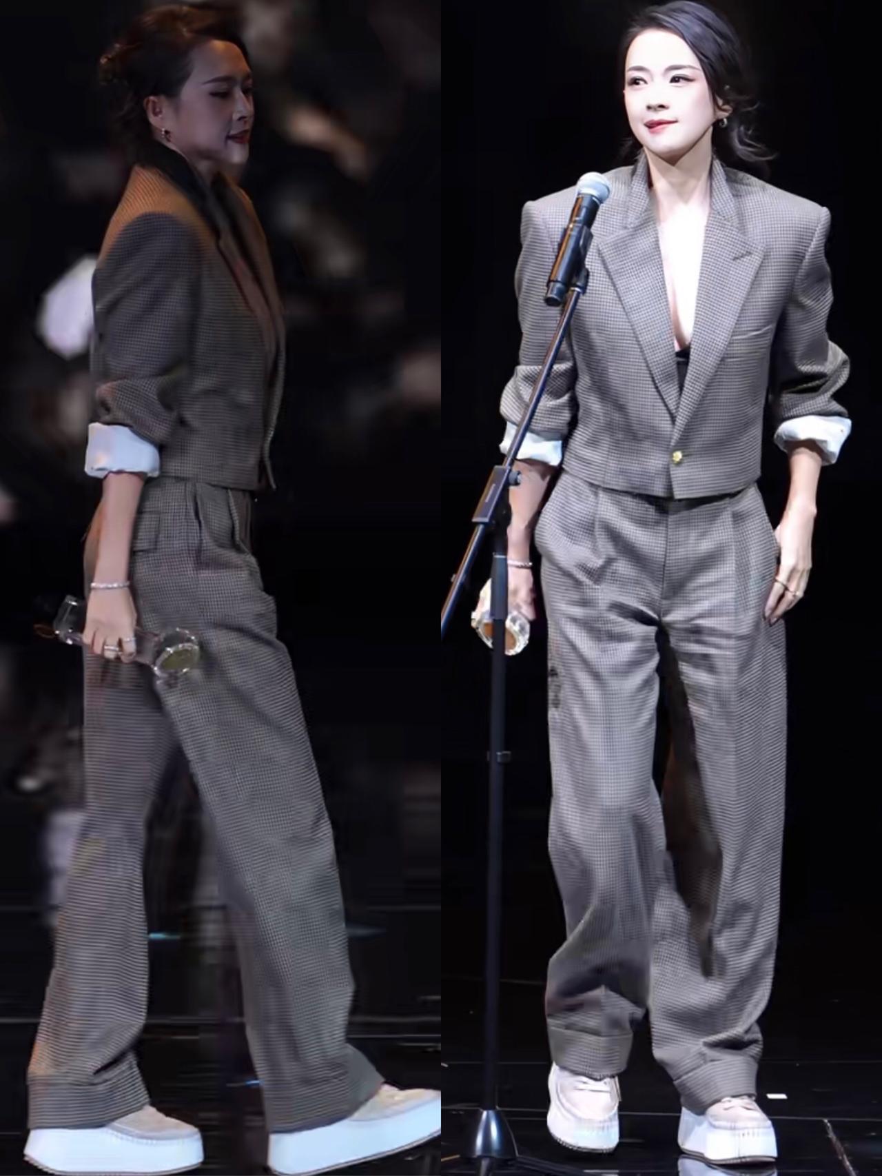 看出来了到底是离婚女人，
否则这么大胆的穿着汪峰不能答应吧[我想静静]
多年了没