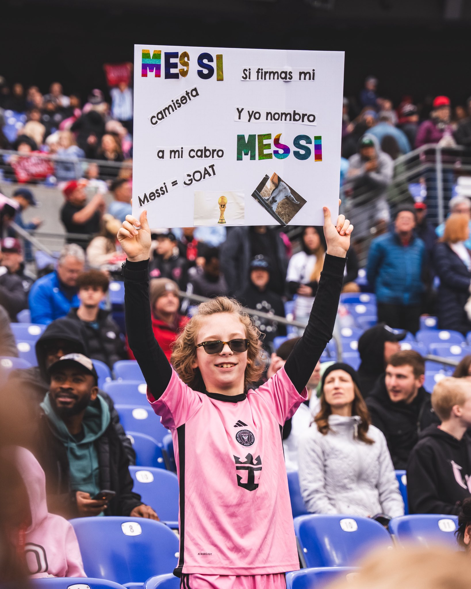 来自华盛顿球迷的爱梅西迈阿密国际华盛顿联vs迈阿密国际