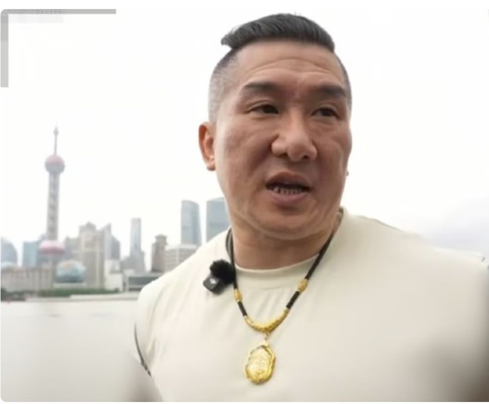 网红馆长直播时落泪，曾经说了那么多错话，能被原谅很感动 