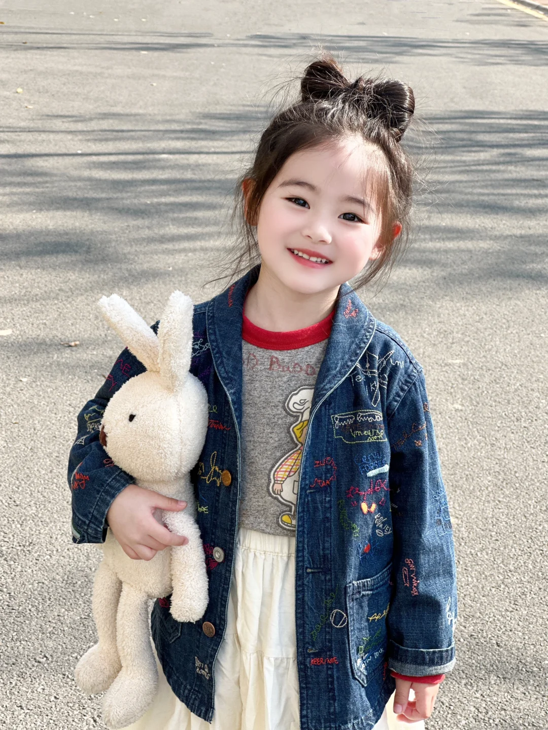 女孩子真的好可爱～