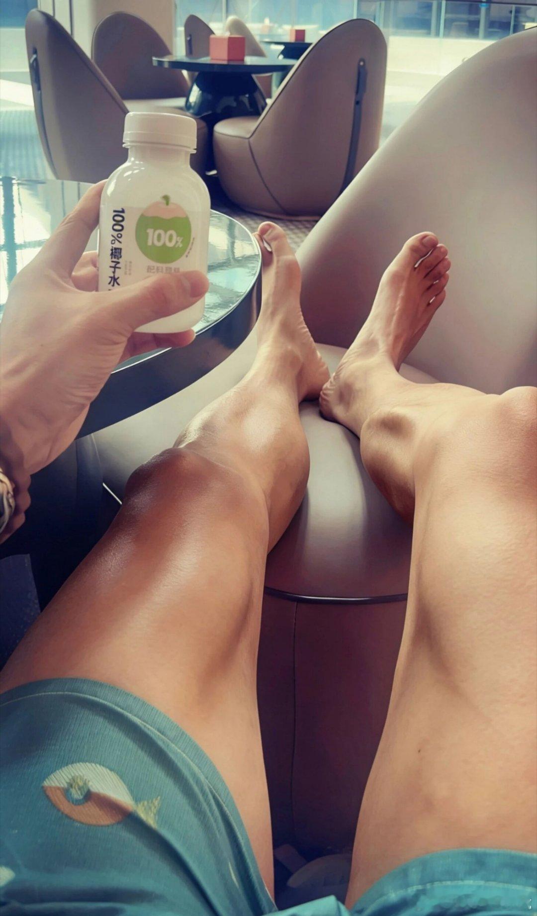 望京健身游泳打工牛马的好去处。防溺水课程之踩水踩水，也叫立泳，是一种让头部保持在