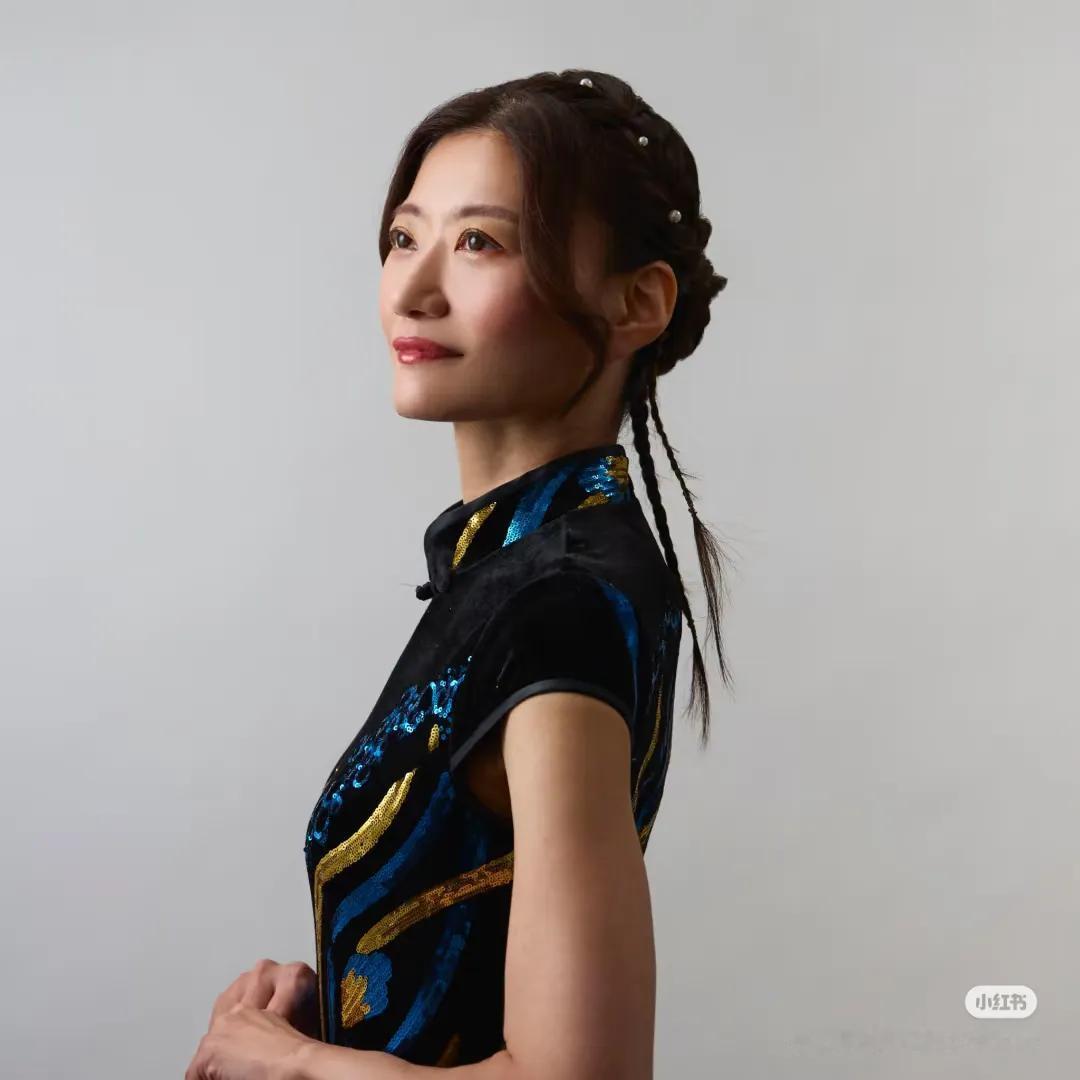 话说日本近几年就推出了许多颜值和气质都相当不错的新晋模特，而优美就是其中之一。凭