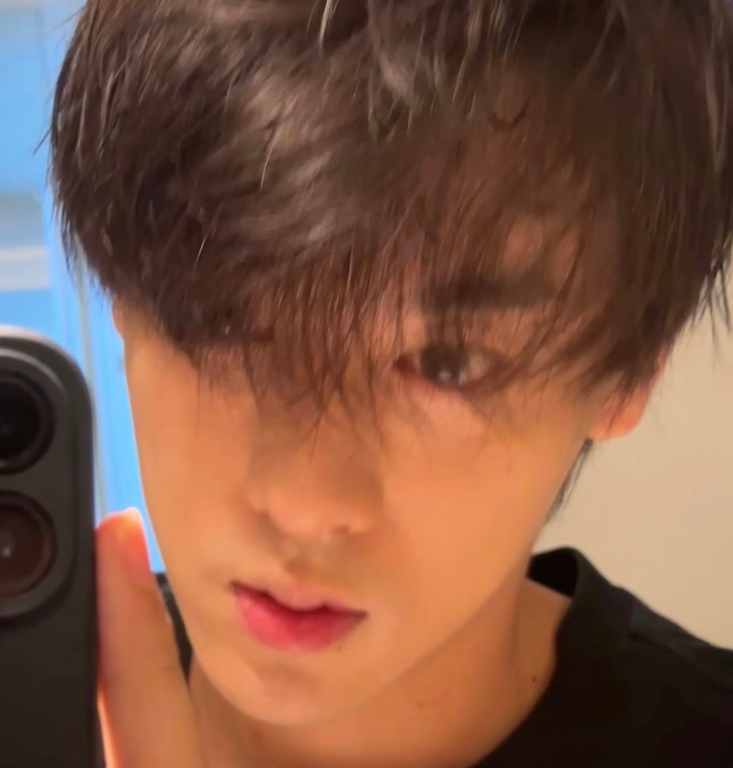 田栩宁｜一组live生图分享，有这么权威的一张脸做什么都会成功的👏 ​​​
