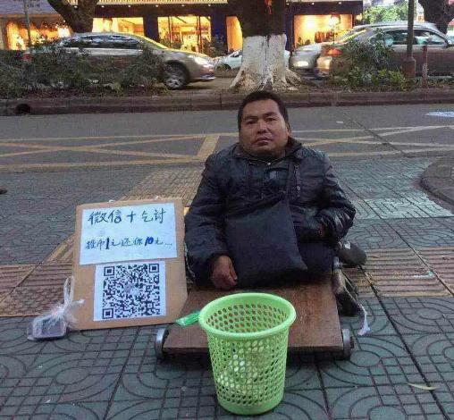 办公室这几天太热闹了，因为有同事的弟弟那个国外免费的导游，大家叽叽喳喳好不热闹，
