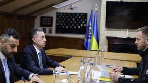 伊拉克设立专门委员会，打击国民被招募加入俄军现象
 
1月9日，伊拉克共和国驻乌