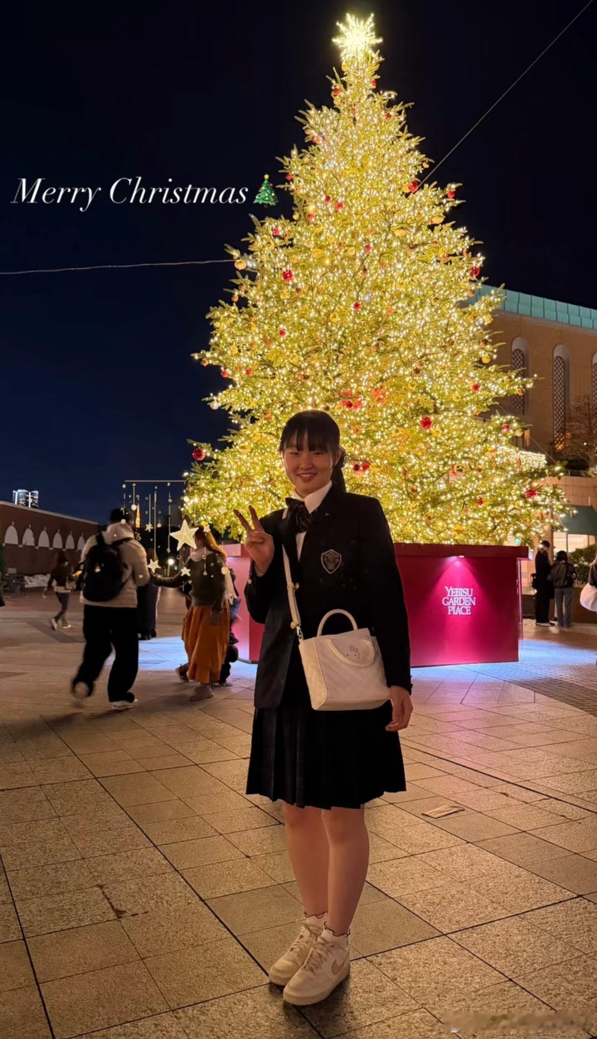 张本美和：Merry Christmas🎄 