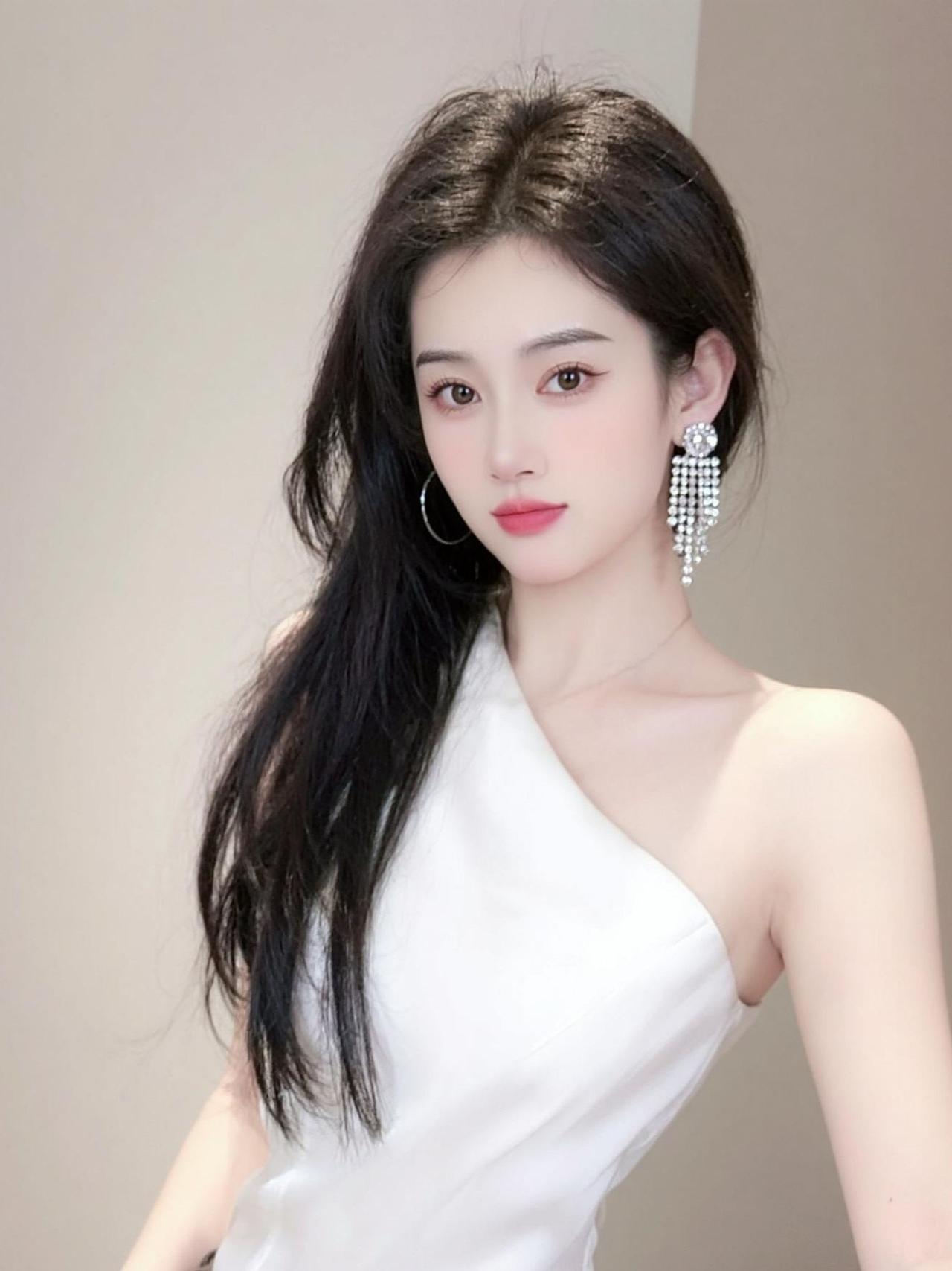 AI单肩白裙照 抖音ai创作 抖音玩法合伙人计划