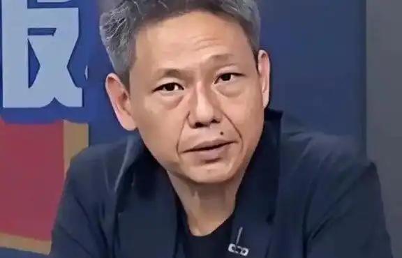 [微风]台湾军事专家谢寒冰曾经终于说了实话：“武统、和统都没戏了，因为大陆已经启