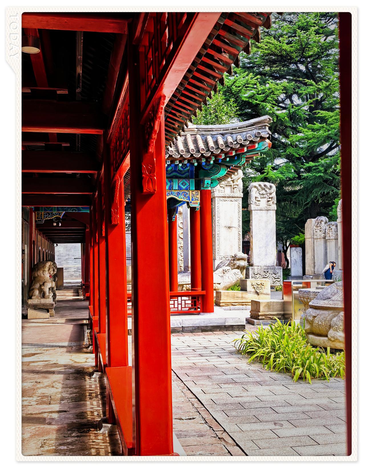 分享一张你最近随拍的照片8月9日，又进北京五塔寺
