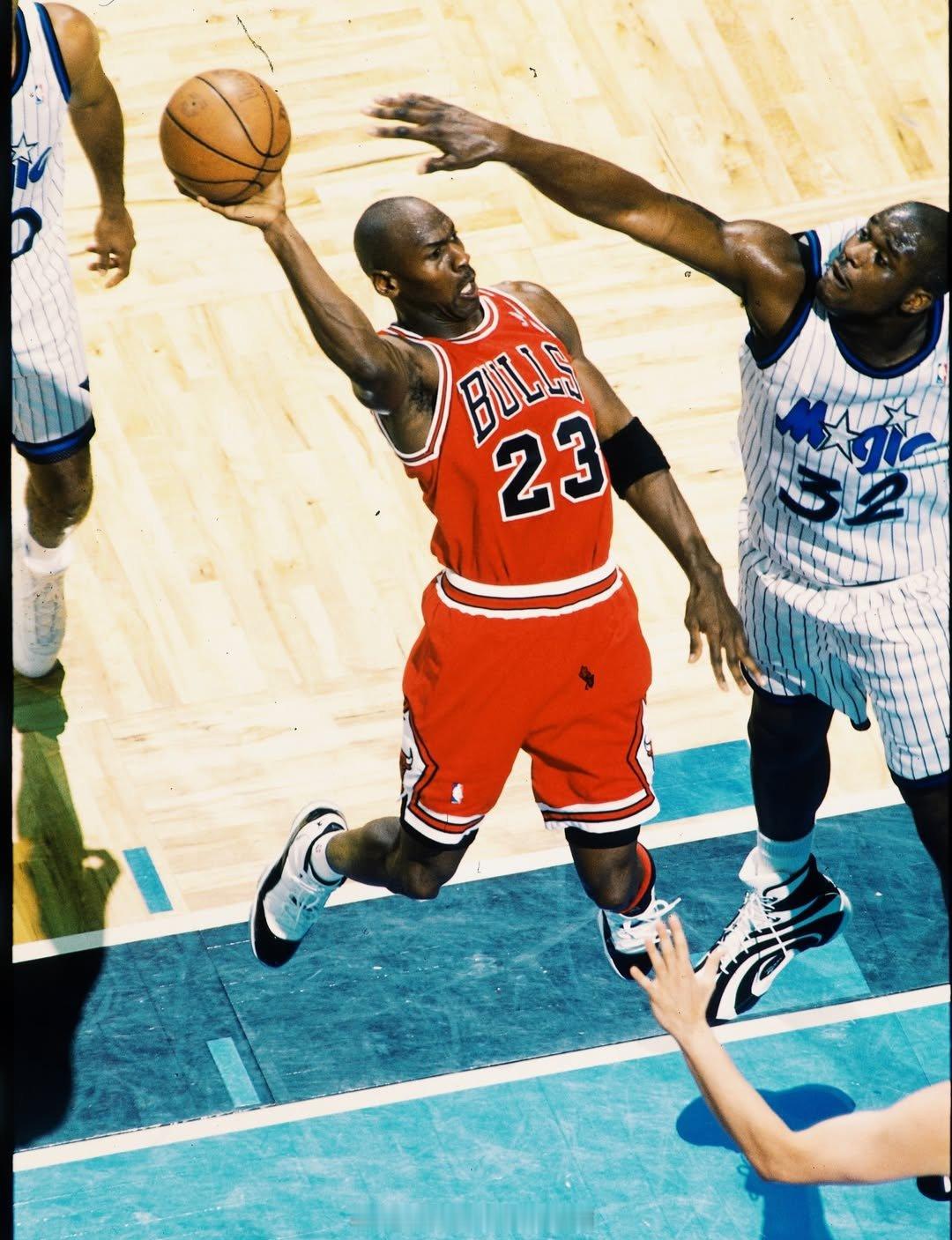 乔丹这球进了没？ 