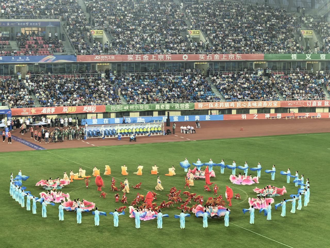 非常遗憾，今天镇江在客场宿迁又输了，这是继去年以来连输16场了。现场看了比赛，其