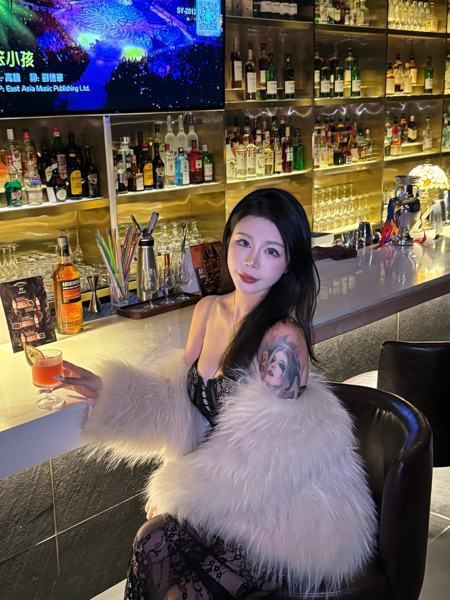 我叫夯大力   你说我脾气大  怎么会呢 我只是一个很好哄的火药包而已