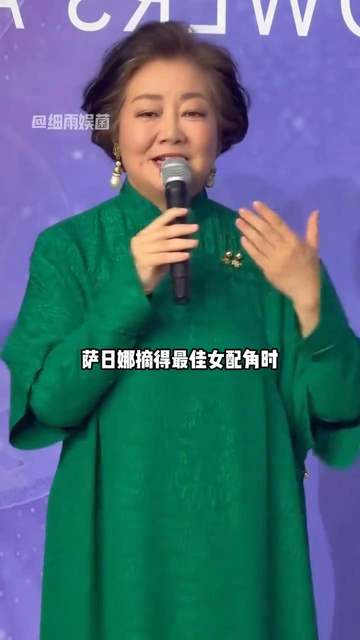 难怪杨紫没有提名还能坐第一排。
第三十八届百花奖群星齐聚，易烊千玺拿下最佳男主角