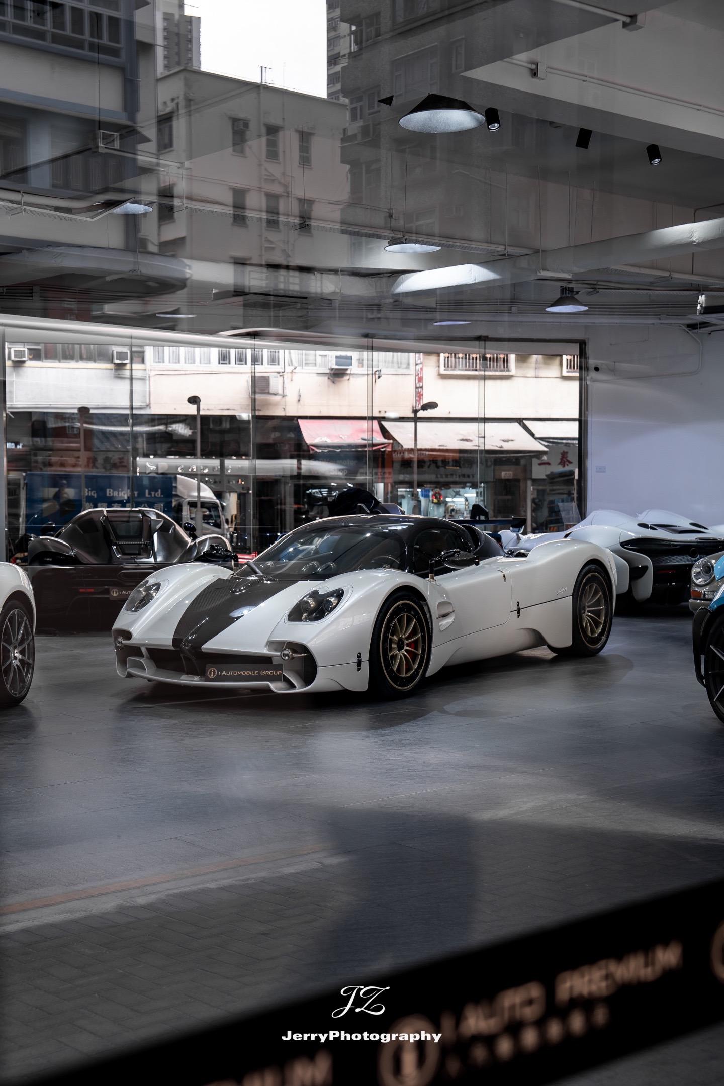 Utopia！隔着玻璃远远观望一台utopia！