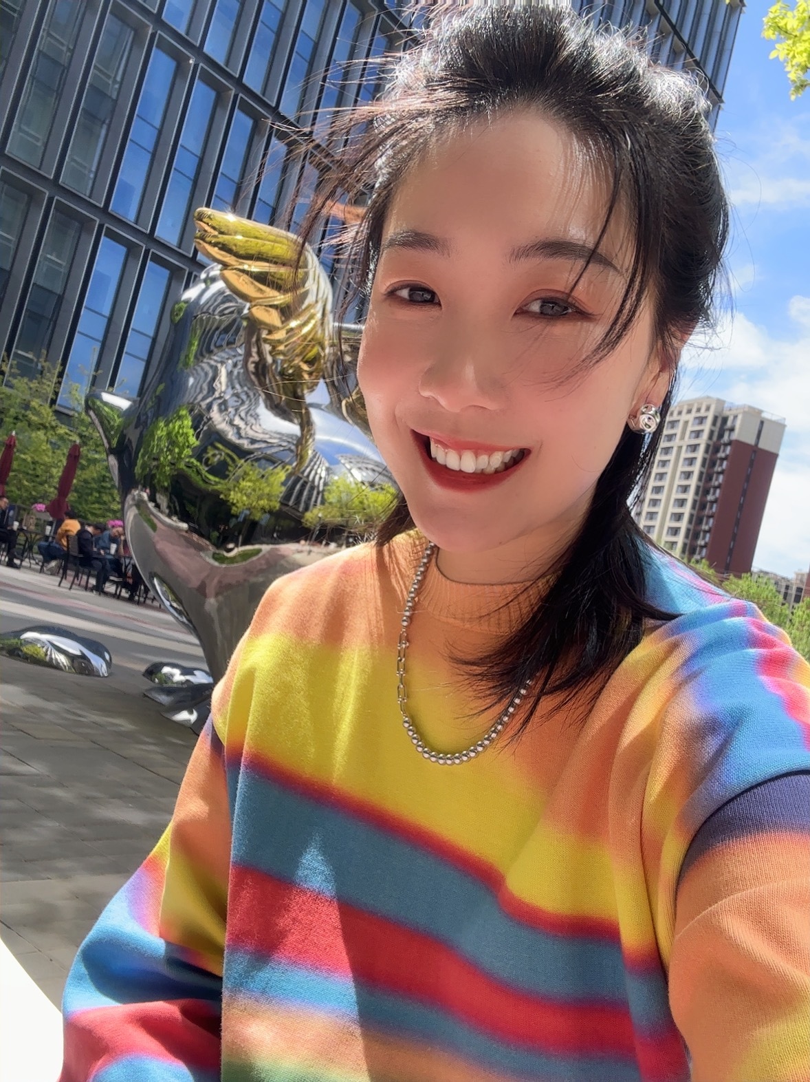 今天天气超级好，快出来晒太阳啦！！！[太阳][太阳][太阳] ​​​