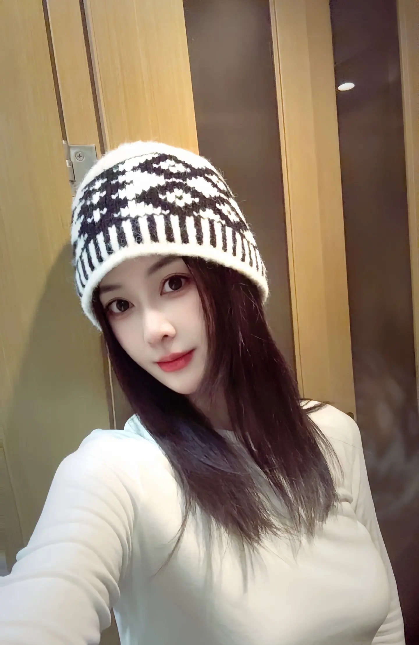 希望你下一次哭 是因为家财万贯不知道怎么花