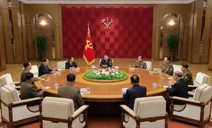朝鲜此次人事调整引发日媒高度关注，朴正天被撤实权半年后出任中央军委会副委员长！