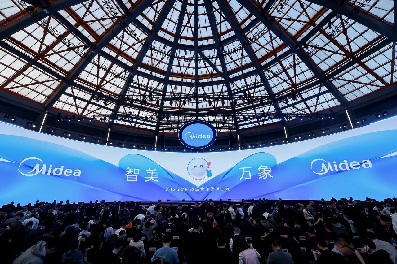 美的2026全屋智能发布会：MevoX智能体的推出，算真正让智能家居迈入自进化阶