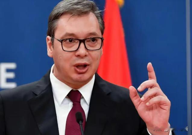 非常不一般，塞尔维亚总统武契奇向中国喊话！
据俄媒17日报道，武契奇当日向媒体表