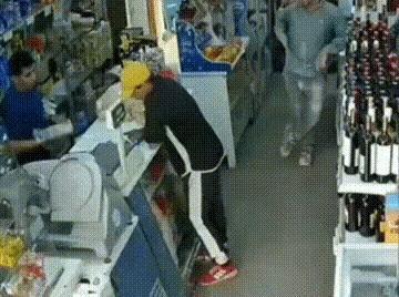 老板还以为是零售，万万没有想到还是批发。