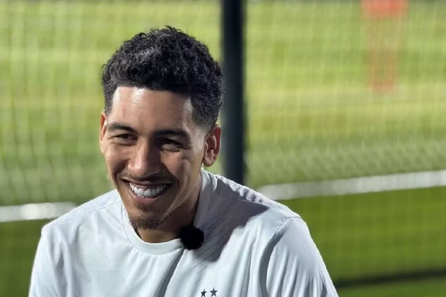 利物浦旧将 上赛季结束后，34岁的菲尔米诺离开沙特联赛，接受挑战加盟卡塔尔的萨德