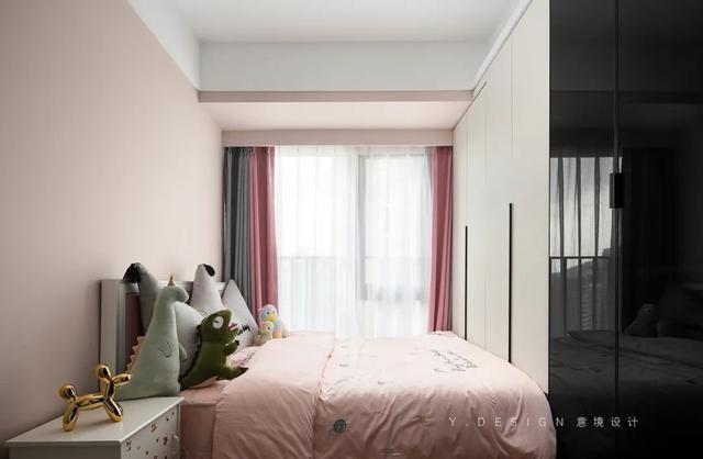 170㎡现代黑白灰，时尚优雅的设计，低调高级有档次