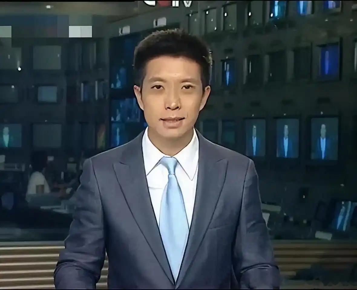 央视朱广权的反常人生，23年零失误47岁不婚，他到底图什么 ， 