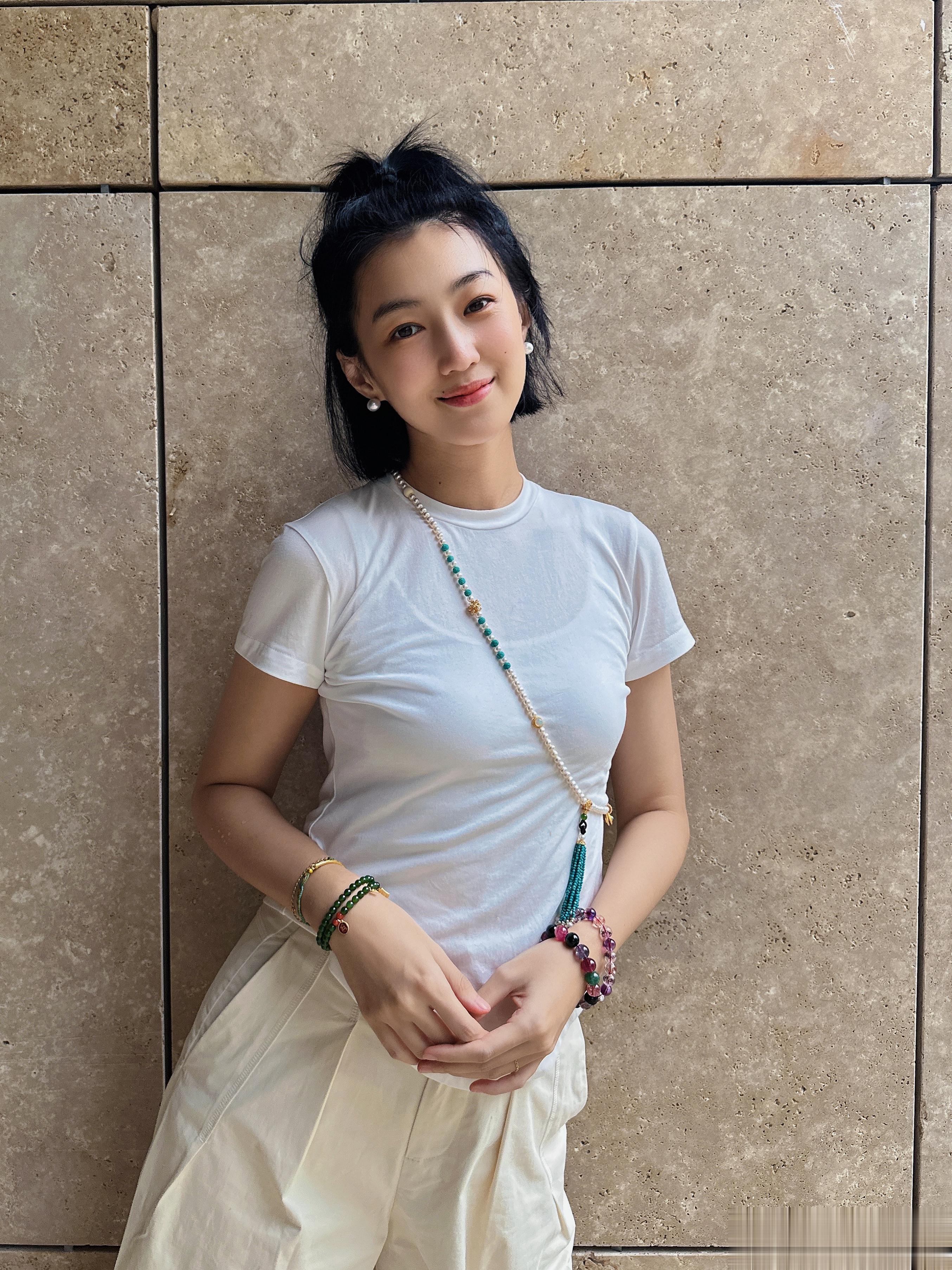 古晨姐姐 07年认识喜欢到如今 ​​​