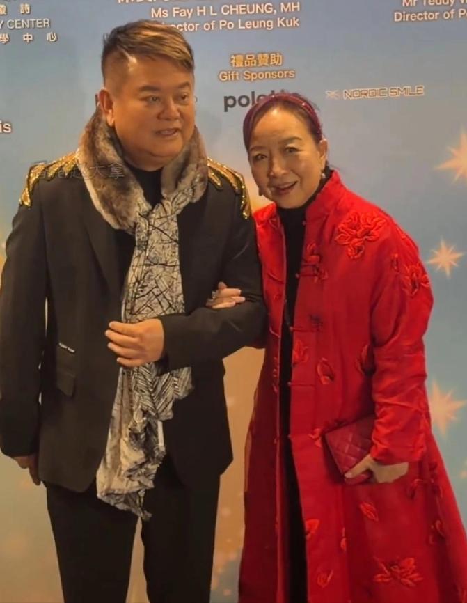 一个瞒了46年的谎言，最近被陈百祥自己戳破了。他跟黄杏秀的“丁克”，根本不是选择